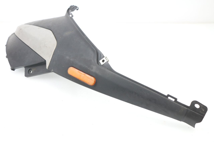 photo de UNTER SITZ VERKLEIDUNG LINKS PIAGGIO NRG 50 (2004 - 2017)