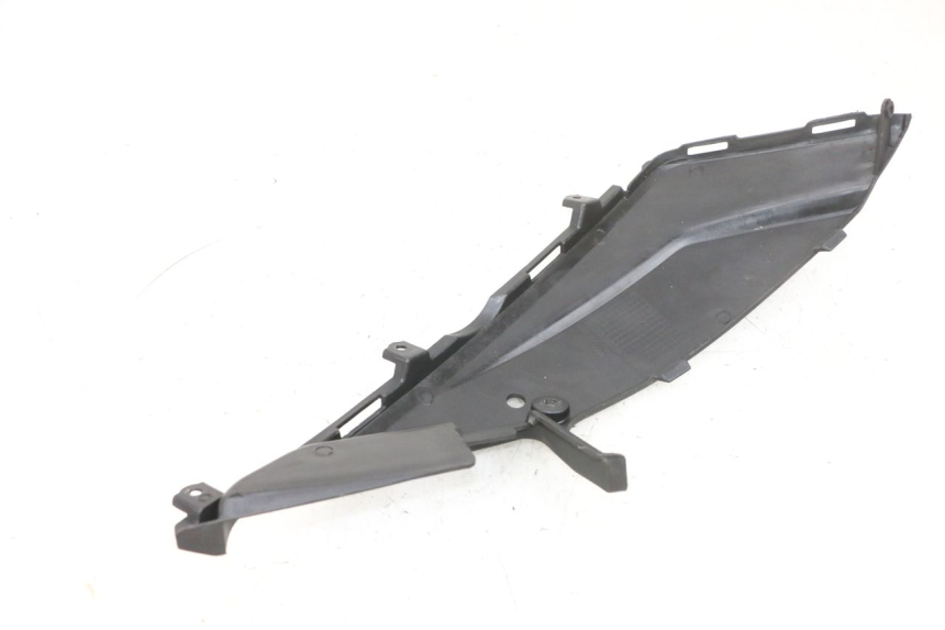 photo de UNTER SITZ VERKLEIDUNG LINKS DAELIM S1 125 (2007 - 2016) - Zoom auf Gebrauchszustand