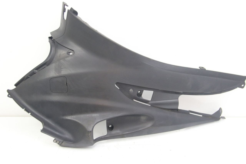 photo de LINKS UNTER DEM LINKEN SITZ SUZUKI SIXTEEN 125 (2008 - 2010)