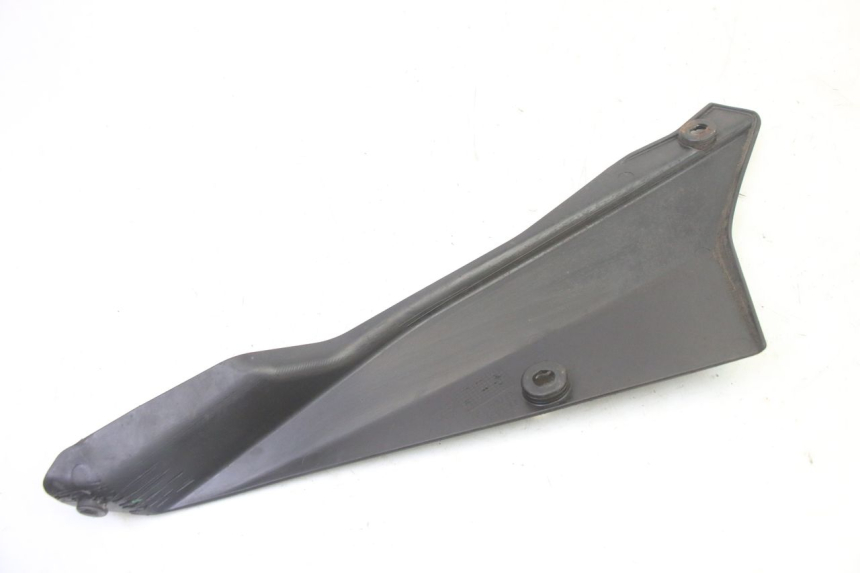 photo de UNTER SITZ VERKLEIDUNG LINKS GILERA SMT SUPERMOTARD 50 (2009 - 2017)