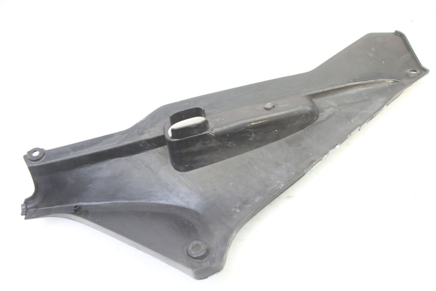 photo de UNTER SITZ VERKLEIDUNG LINKS HONDA ST PAN EUROPEAN 1300 (2002 - 2013)