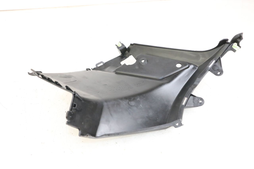 photo de UNTER SITZ VERKLEIDUNG LINKS PEUGEOT STREETZONE I 2T 50 (2018 - 2020)