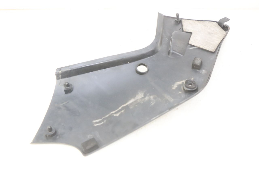 photo de LINKS UNTER DEM LINKEN SITZ SUZUKI GSX-F GSX  F 1100 (1988 - 1994)