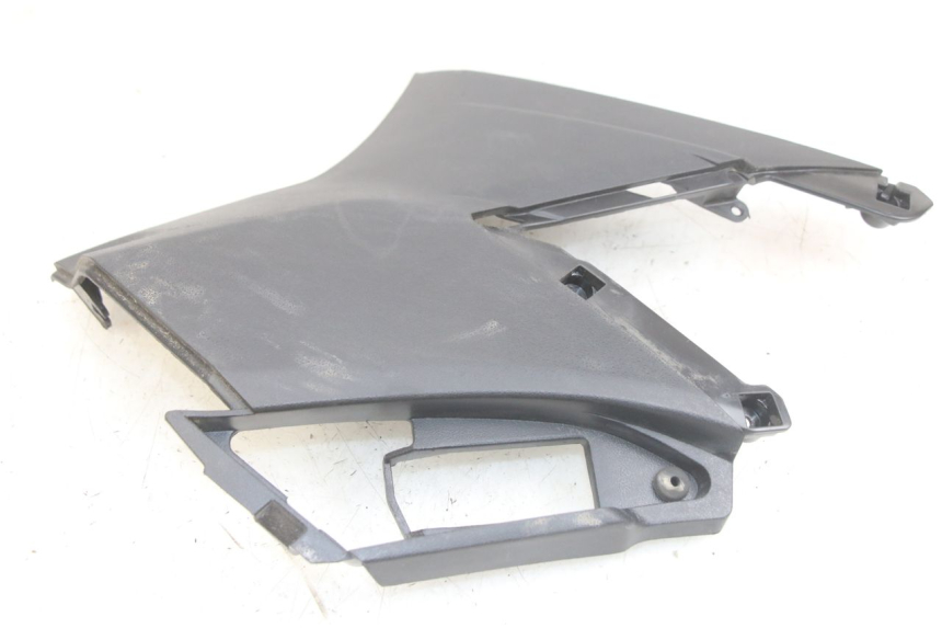 photo de LINKS UNTER DEM LINKEN SITZ APRILIA SXR 50 (2021 - 2023)