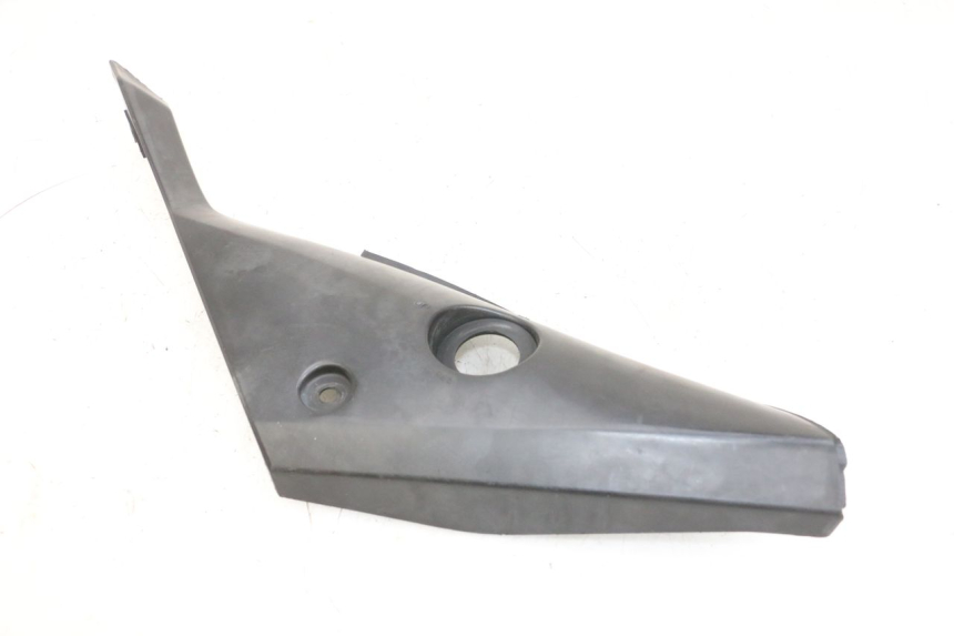 photo de UNTER SITZ VERKLEIDUNG LINKS YAMAHA TZR 50 (2008 - 2016) - Technische Nahaufnahme