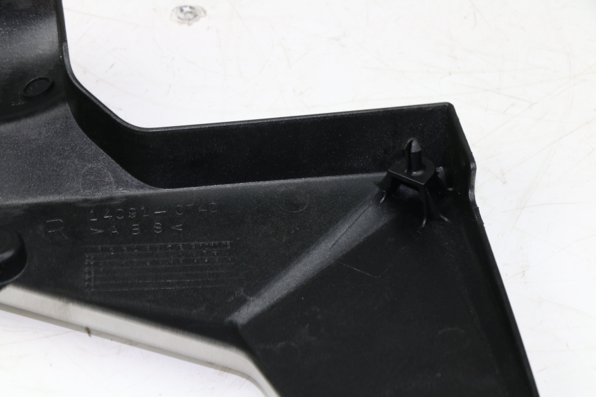photo de UNTER SITZ VERKLEIDUNG LINKS KAWASAKI VERSYS ABS 650 (2006 - 2010)