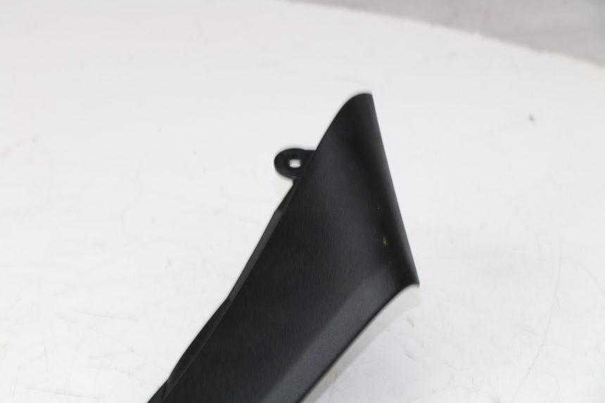 photo de UNTER SITZ VERKLEIDUNG LINKS KAWASAKI VERSYS ABS 650 (2006 - 2010)