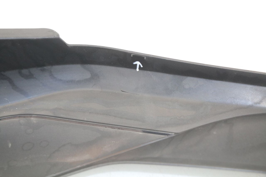 photo de UNTER SITZ VERKLEIDUNG LINKS YAMAHA XMAX X-MAX ABS 125 (2014 - 2016) - Detailansicht des Bauteils