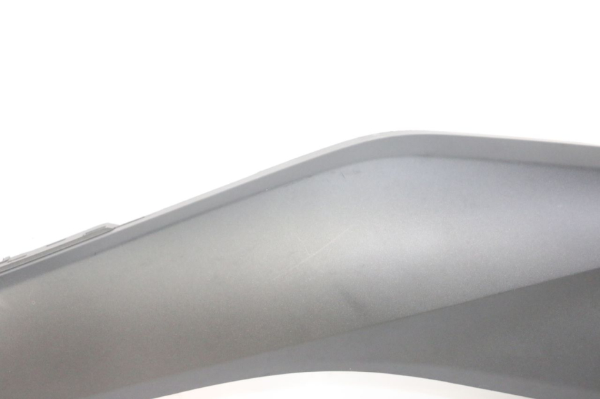 photo de UNTER SITZ VERKLEIDUNG LINKS YAMAHA XMAX X-MAX 125 (2021 - 2025)