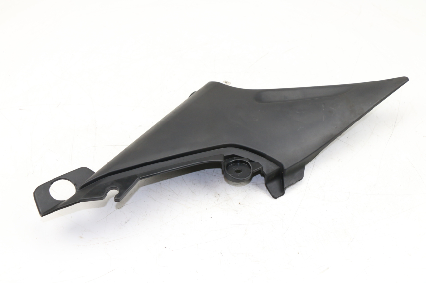 photo de UNTER SITZ VERKLEIDUNG LINKS YAMAHA XJS DIVERSION 600 (2000 - 2003)