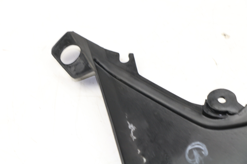 photo de UNTER SITZ VERKLEIDUNG LINKS YAMAHA XJS DIVERSION 600 (2000 - 2003)