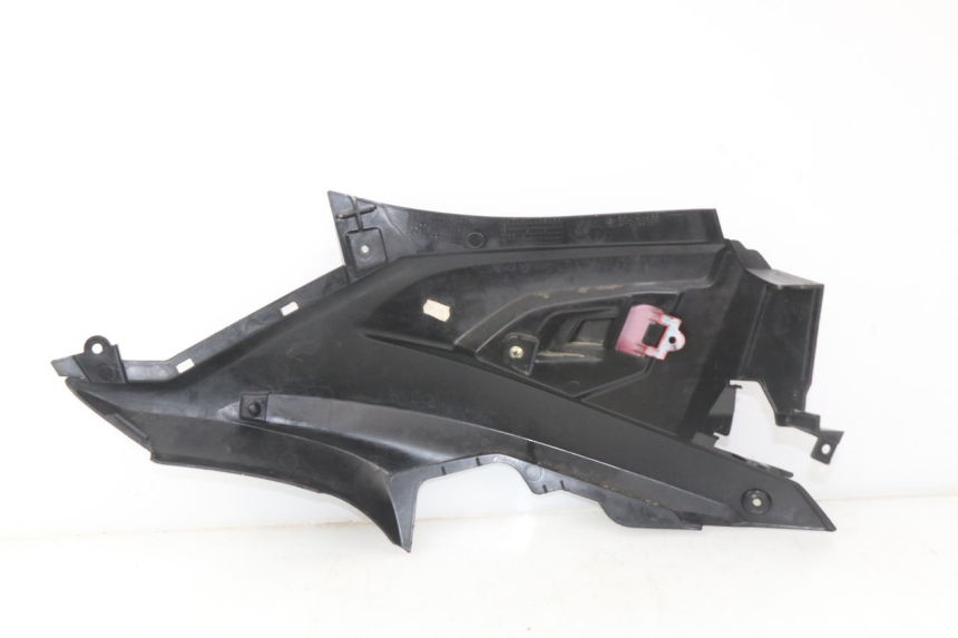 photo de UNTER SITZ VERKLEIDUNG LINKS YAMAHA AEROX NAKED 2T 50 (2013 - 2017)