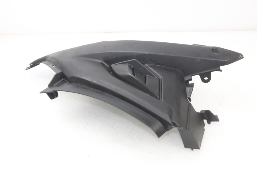 photo de UNTER SITZ VERKLEIDUNG LINKS YAMAHA AEROX NAKED 2T 50 (2013 - 2017)