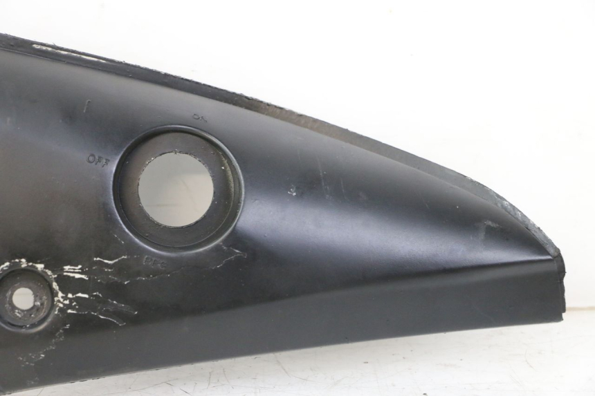 photo de UNTER SITZ VERKLEIDUNG LINKS YAMAHA TZR 50 (2008 - 2016)