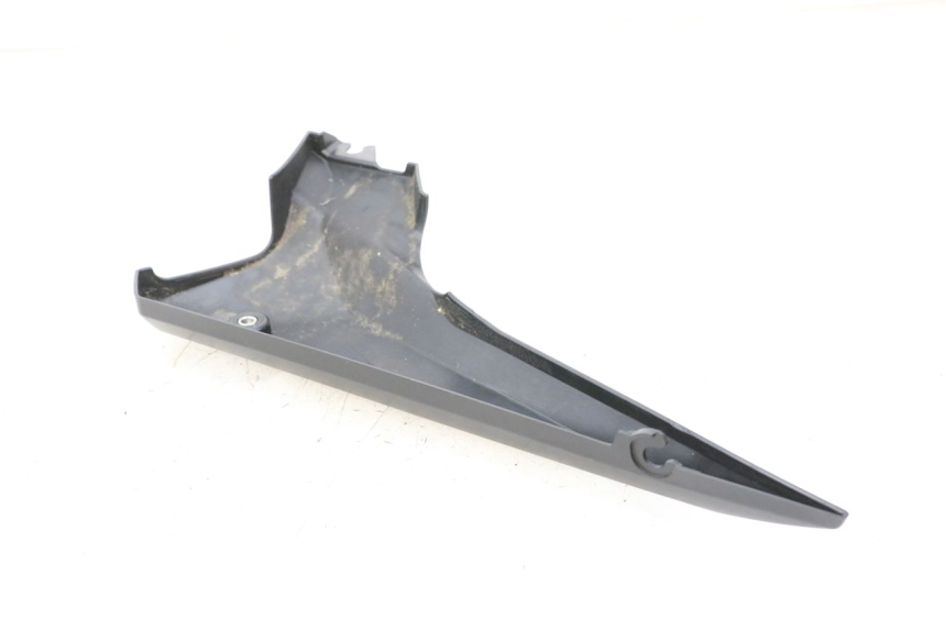 photo de UNTER SITZ VERKLEIDUNG LINKS YAMAHA XJ6 ABS 600 (2008 - 2016)