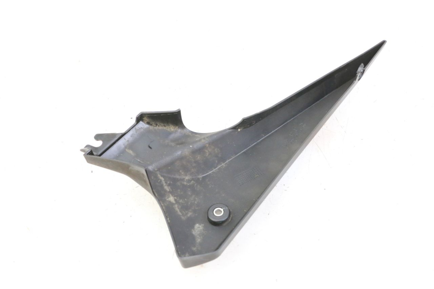 photo de UNTER SITZ VERKLEIDUNG LINKS YAMAHA XJ6 ABS 600 (2008 - 2016)