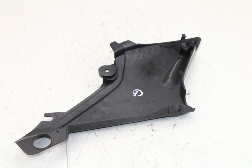 photo de UNTER SITZ VERKLEIDUNG LINKS YAMAHA XJS DIVERSION 600 (1997 - 1999)