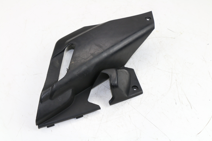 photo de UNTER SITZ VERKLEIDUNG LINKS YAMAHA XMAX X-MAX 125 (2006 - 2009)