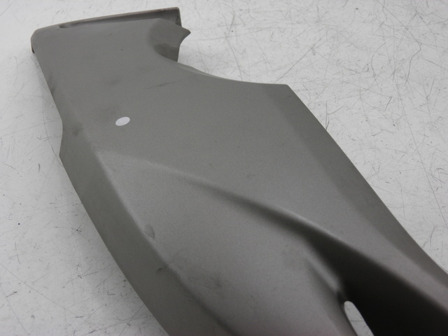 photo de UNTER SITZ VERKLEIDUNG LINKS YAMAHA XP T-MAX TMAX 500 (2004 - 2007)