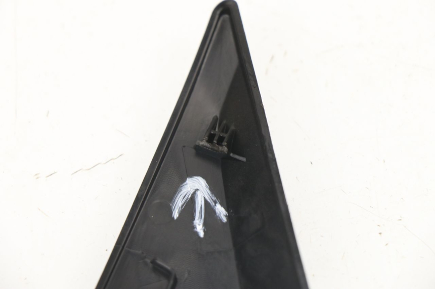 photo de UNTER SITZ VERKLEIDUNG LINKS YAMAHA YZF R1M R1 M 1000 (2015 - 2020)