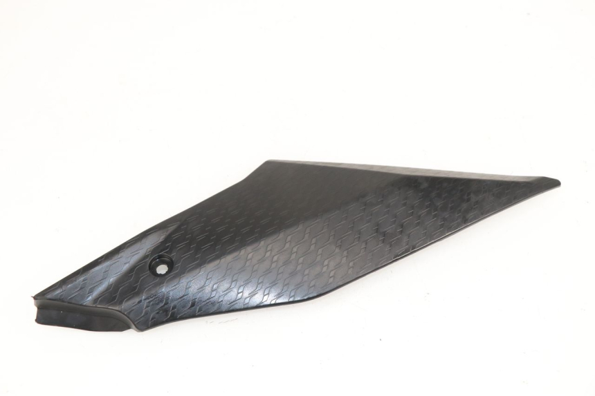photo de UNTER SITZ VERKLEIDUNG LINKS YAMAHA YZF R1M R1 M 1000 (2015 - 2020)