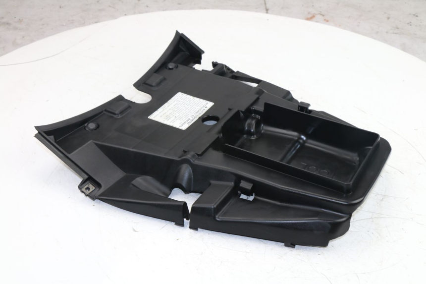 photo de UNTER SITZ VERKLEIDUNG HONDA FJS SILVER WING SILVERWING 400 (2005 - 2008)