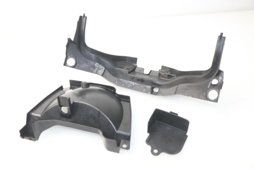 photo de UNTER SITZ VERKLEIDUNG HONDA NSS EX FORZA 250 (2008 - 2009)