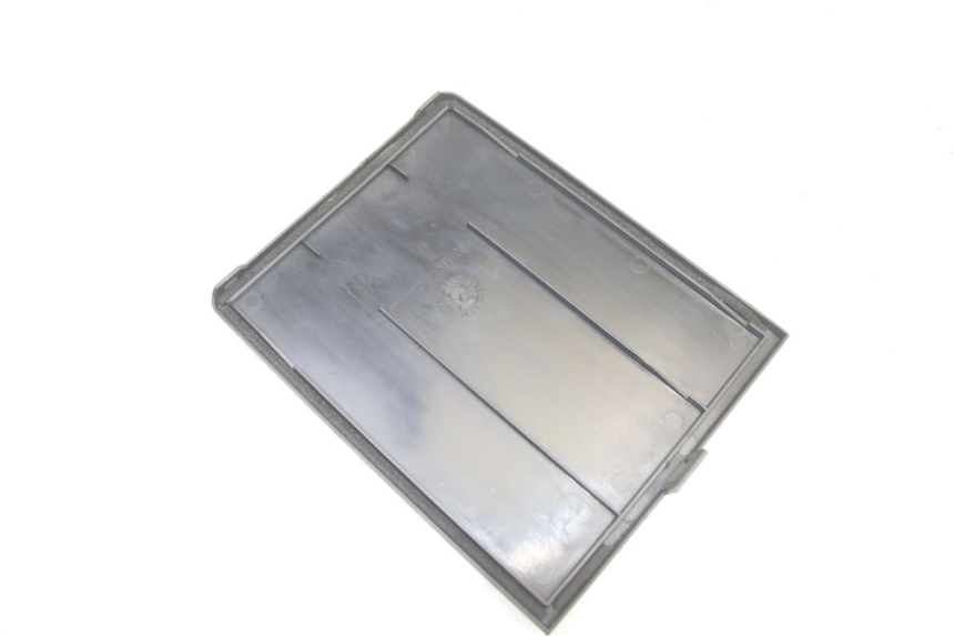 photo de UNTER SITZ VERKLEIDUNG BMW K 75 RT 750 (1989 - 1997)