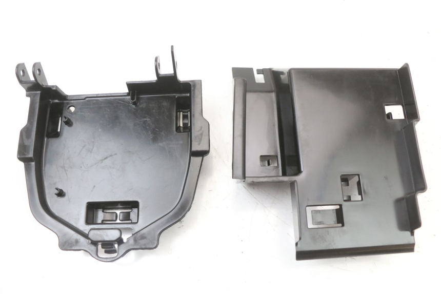 photo de UNTER SITZ VERKLEIDUNG KAWASAKI NINJA 400 (2018 - 2023)