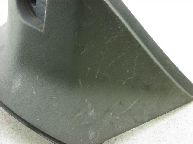 photo de UNTER SITZ VERKLEIDUNG PIAGGIO FLY 125 (2005 - 2012)