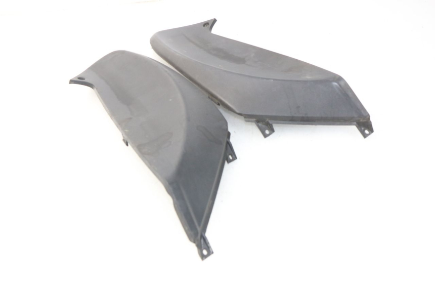 photo de SITZBANKABDECKUNG PIAGGIO FLY 2T 50 (2004 - 2017)