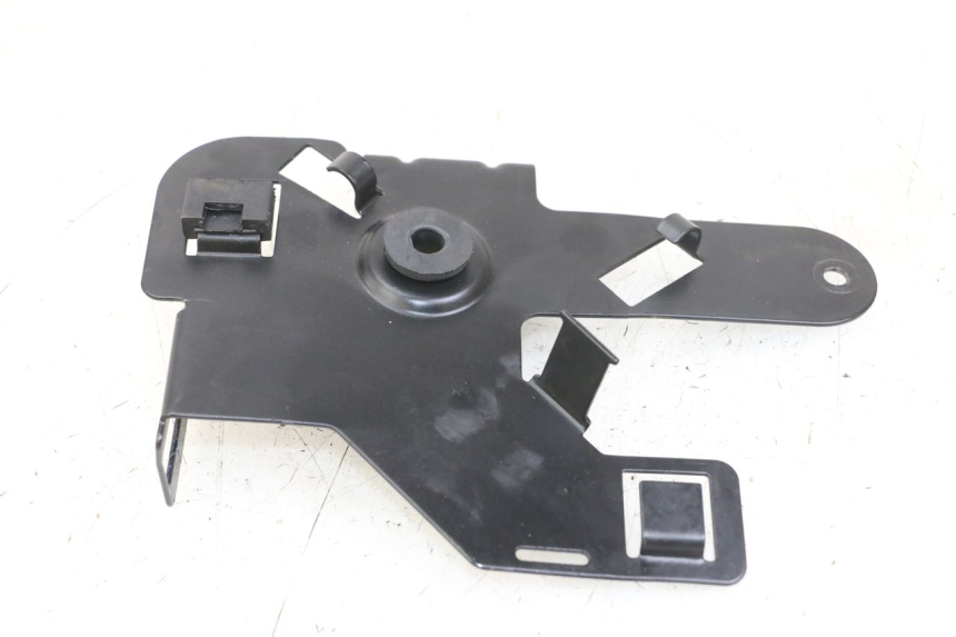 photo de UNTER SITZ VERKLEIDUNG ROYAL ENFIELD SCRAM 411 (2022 - 2024)