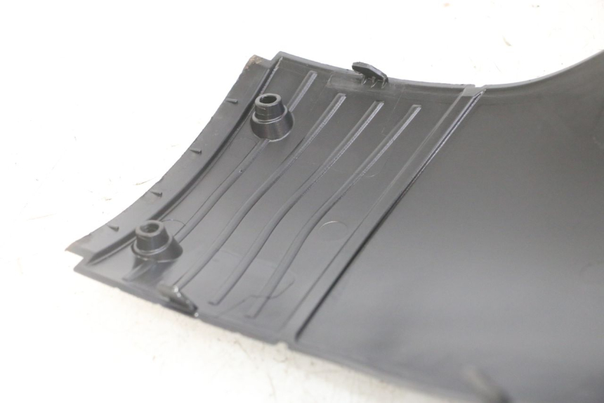 photo de UNTER SITZ VERKLEIDUNG APRILIA SR 2T 50 (2018 - 2022)