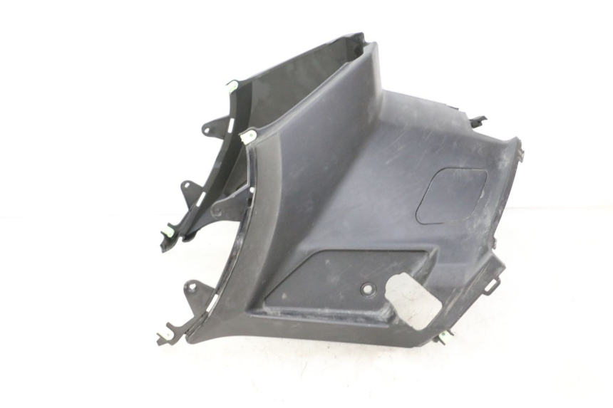 photo de UNTER SITZ VERKLEIDUNG PEUGEOT STREETZONE I 2T 50 (2018 - 2020)