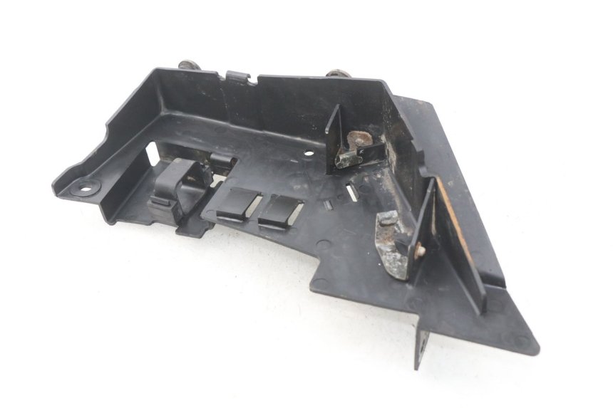 photo de UNTER SITZ VERKLEIDUNG YAMAHA TW 125 (1998 - 2002)