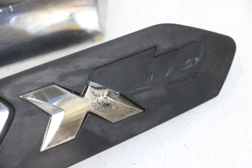 photo de UNTER SITZ VERKLEIDUNG PIAGGIO XEVO - X EVO 125 (2007 - 2016) - Technische Nahaufnahme