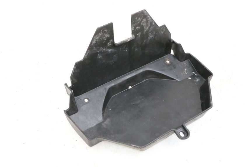 photo de UNTER SITZ VERKLEIDUNG YAMAHA XJ F 900 (1983 - 1994)