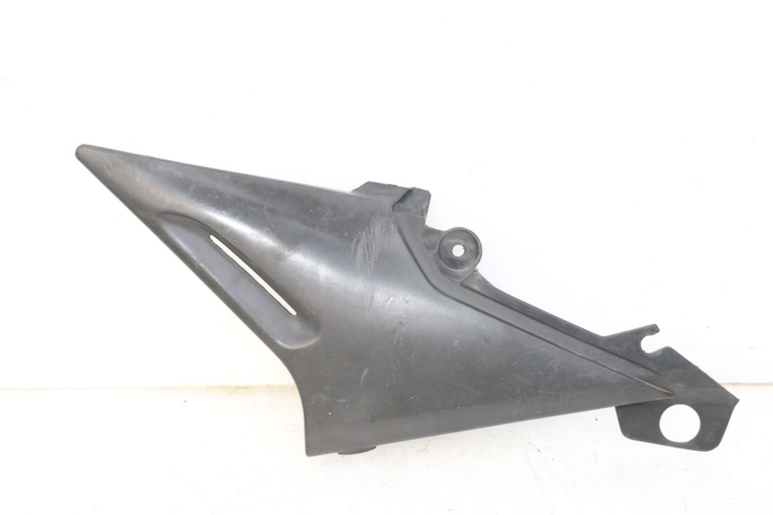 photo de UNTER SITZ VERKLEIDUNG YAMAHA XJN DIVERSION 600 (2000 - 2003)
