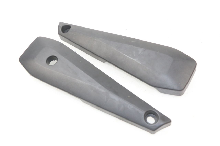 photo de UNTER SITZ VERKLEIDUNG YAMAHA FZ8 800 (2010 - 2016)
