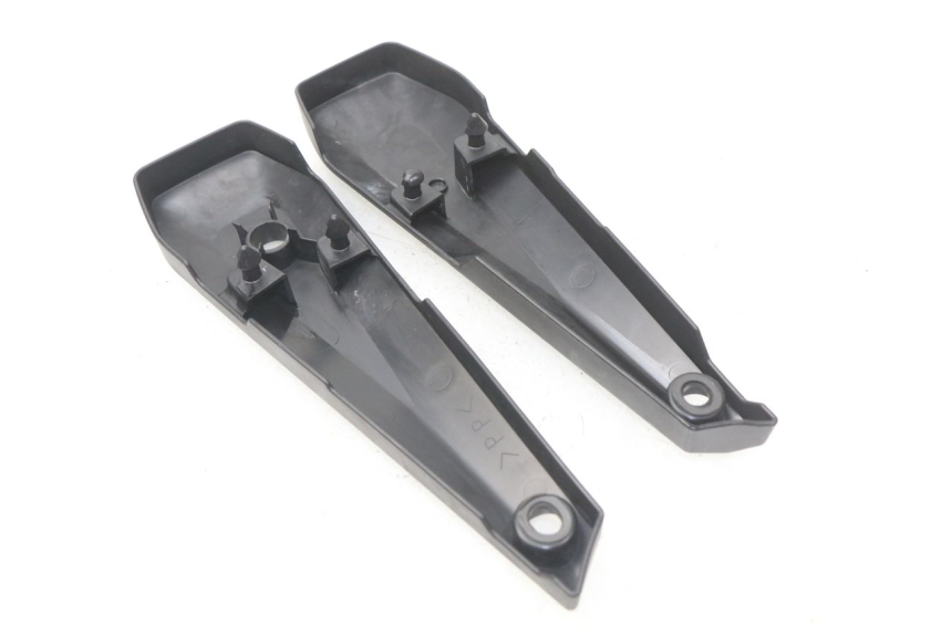 photo de UNTER SITZ VERKLEIDUNG YAMAHA FZ8 800 (2010 - 2016)