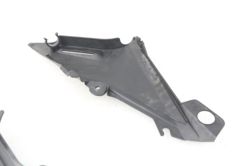 photo de UNTER SITZ VERKLEIDUNG YAMAHA XJ600 XJ DIVERSION 600 (1992 - 1997)
