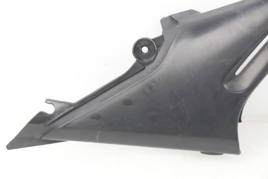photo de UNTER SITZ VERKLEIDUNG YAMAHA XJ600 XJ DIVERSION 600 (1992 - 1997)