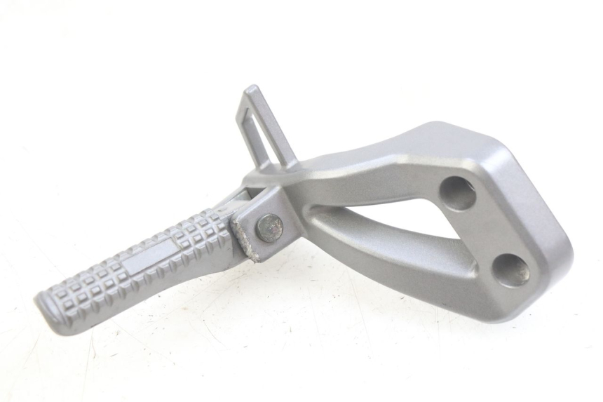 photo de FUSSRASTEN HINTEN RECHT ORCAL CAVARO 4T 50 (2019 - 2023)