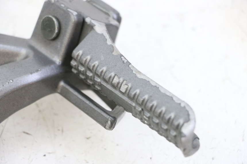 photo de FUSSRASTEN HINTEN RECHT ORCAL CAVARO 4T 50 (2019 - 2023)
