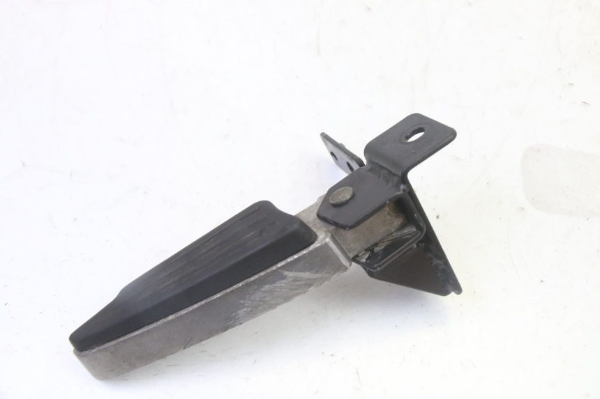 photo de RECHTER HINTERRADSTÄNDER PEUGEOT CITYSTAR 50 (2013 - 2017)