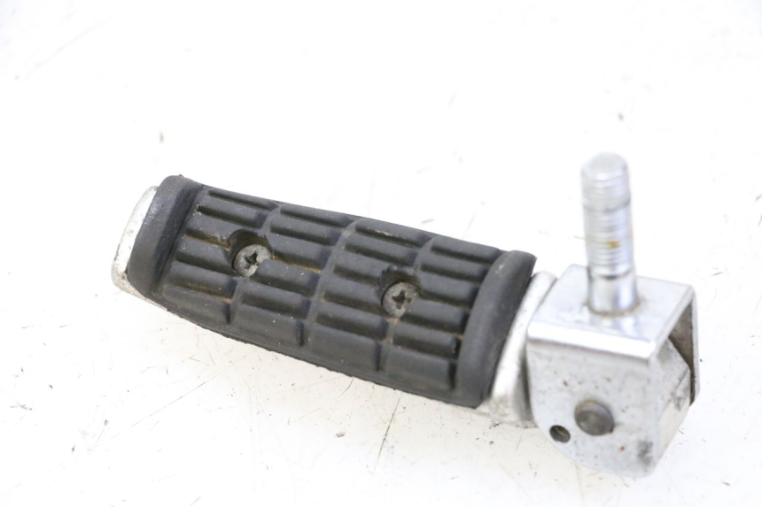 photo de FUSSRASTEN HINTEN RECHT YAMAHA FJ 36Y 1100 (1984 - 1985)
