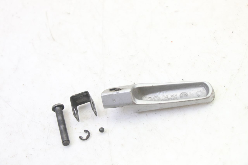 photo de FUSSRASTEN HINTEN RECHT BMW G310 R 310 (2016 - 2020)