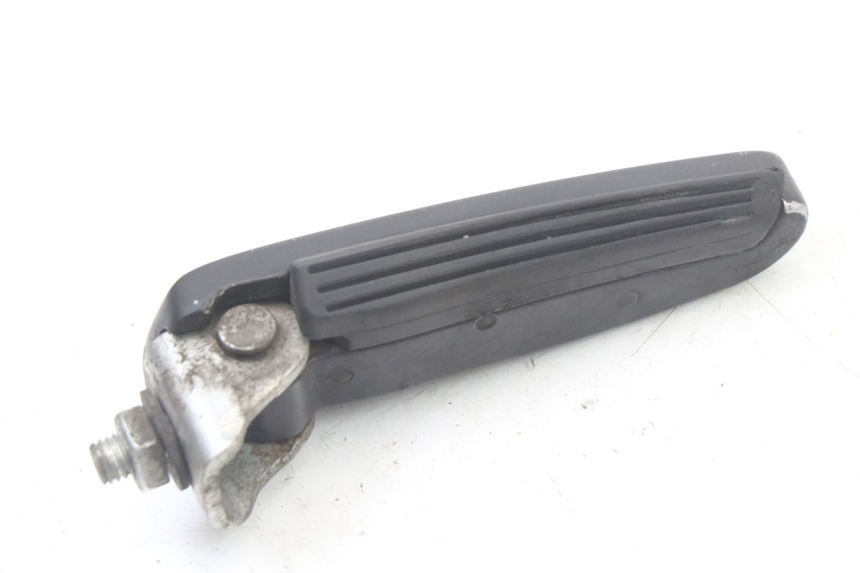 photo de FUSSRASTEN HINTEN RECHT GILERA NEXUS 300 (2008 - 2013)