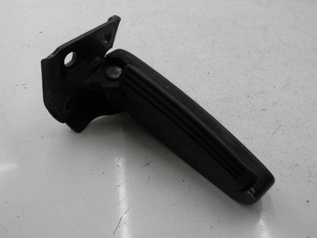 photo de FUSSRASTEN HINTEN RECHT GILERA RUNNER SP 50 (2009 - 2017)