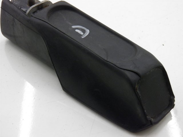 photo de FUSSRASTEN HINTEN RECHT HONDA FES S-WING SWING 125 (2007 - 2015)